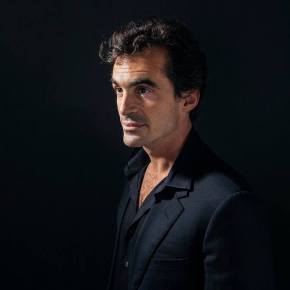 Entretien avec Raphaël Enthoven : « La philosophie n’est pas au-dessus des choses&nbsp;»