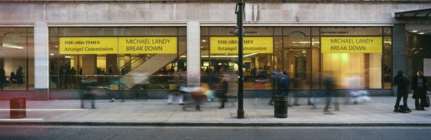 michael-landy-breakdown-outside-2001